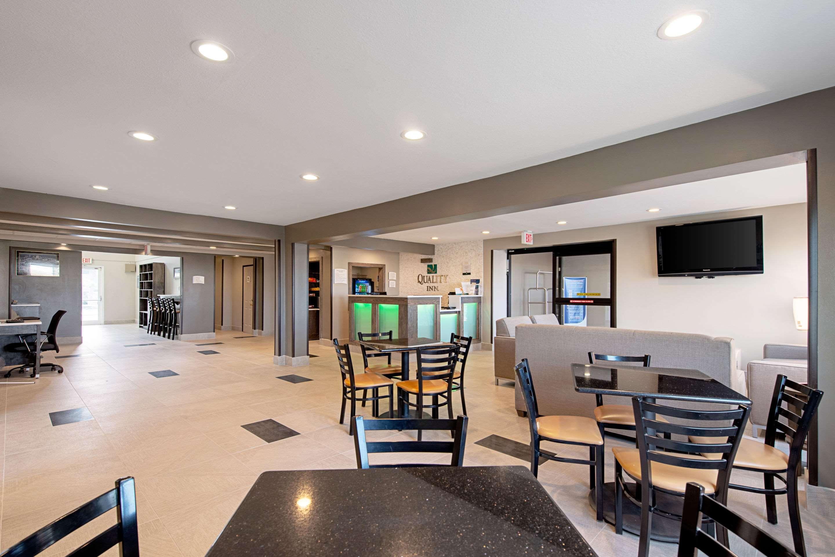 Quality Inn Mishawaka Near Notre Dame Exterior foto